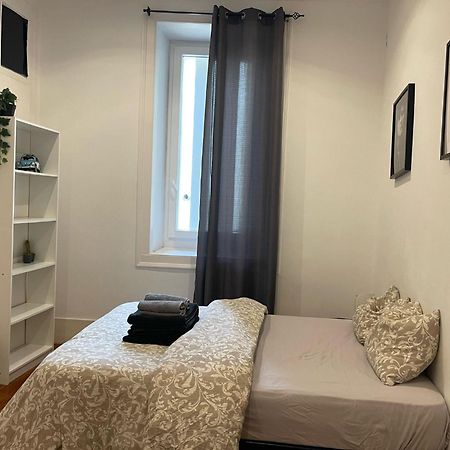 Embassy Arriaga Private Elegance Rooms In Stylish Shared Apartment Lisboa 外观 照片