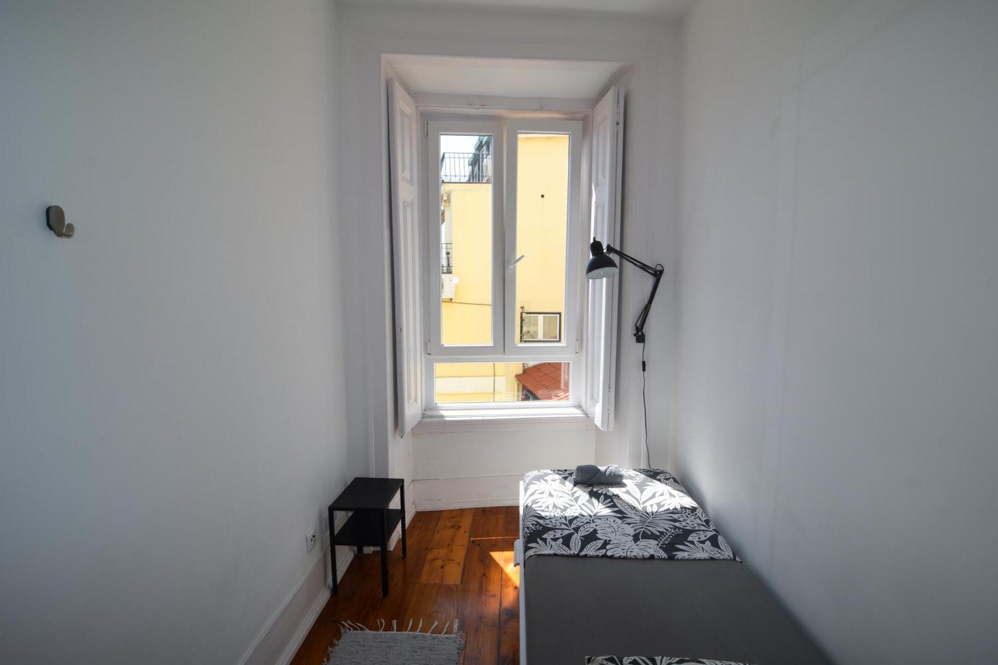 Embassy Arriaga Private Elegance Rooms In Stylish Shared Apartment Lisboa 外观 照片