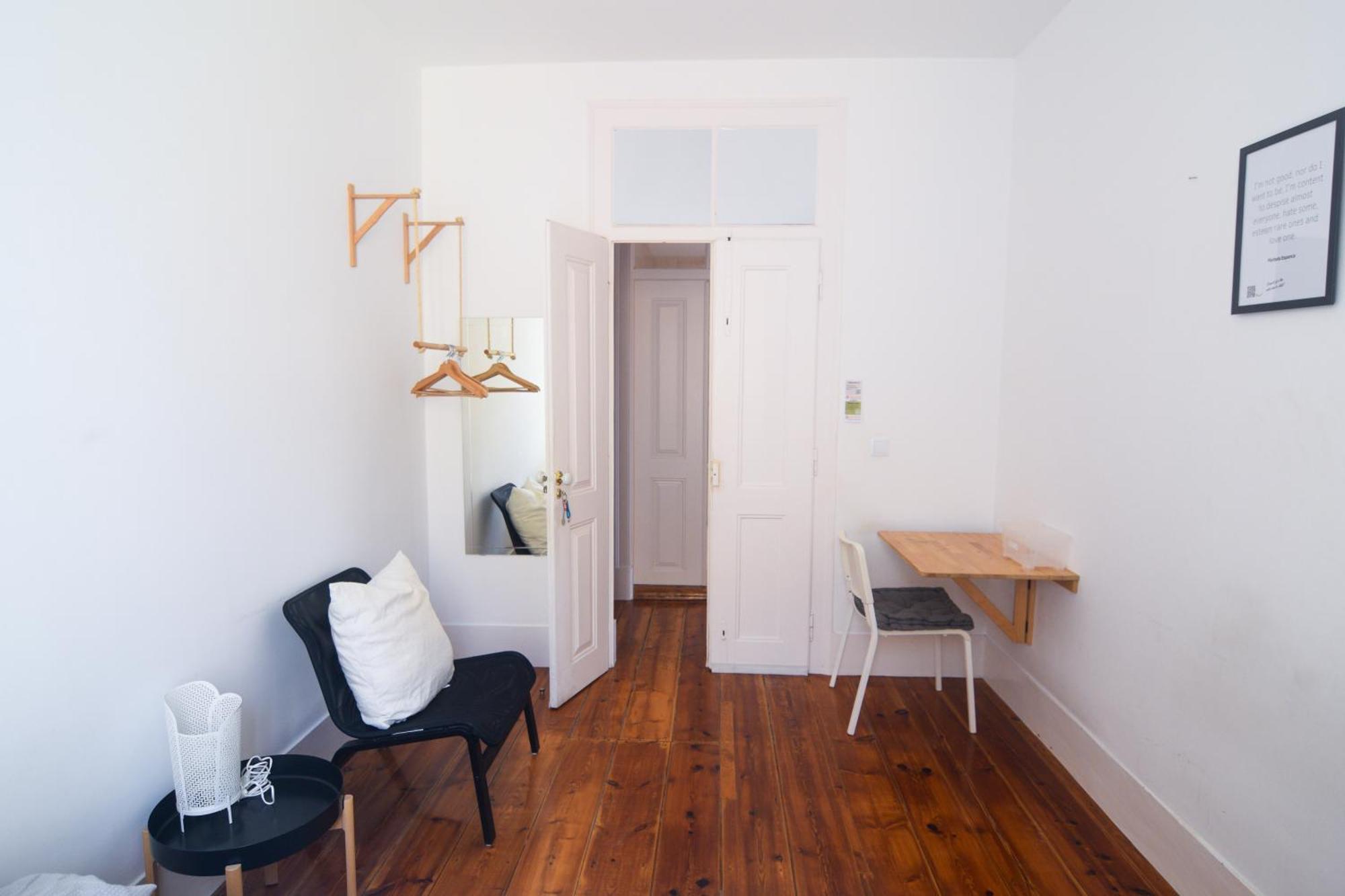 Embassy Arriaga Private Elegance Rooms In Stylish Shared Apartment Lisboa 外观 照片